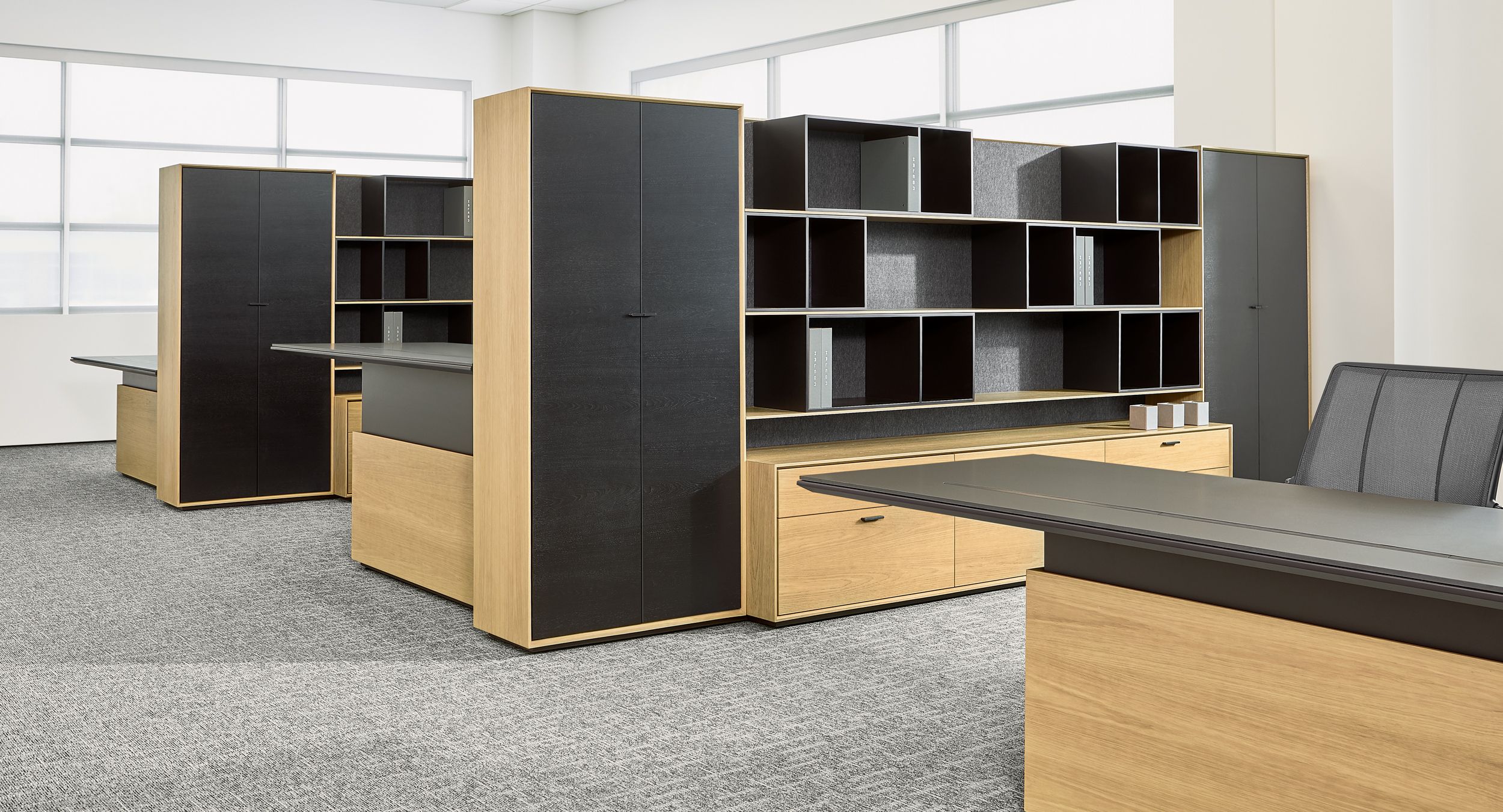 Tailor HALO Office to create a unique and perfect solution for your space.
