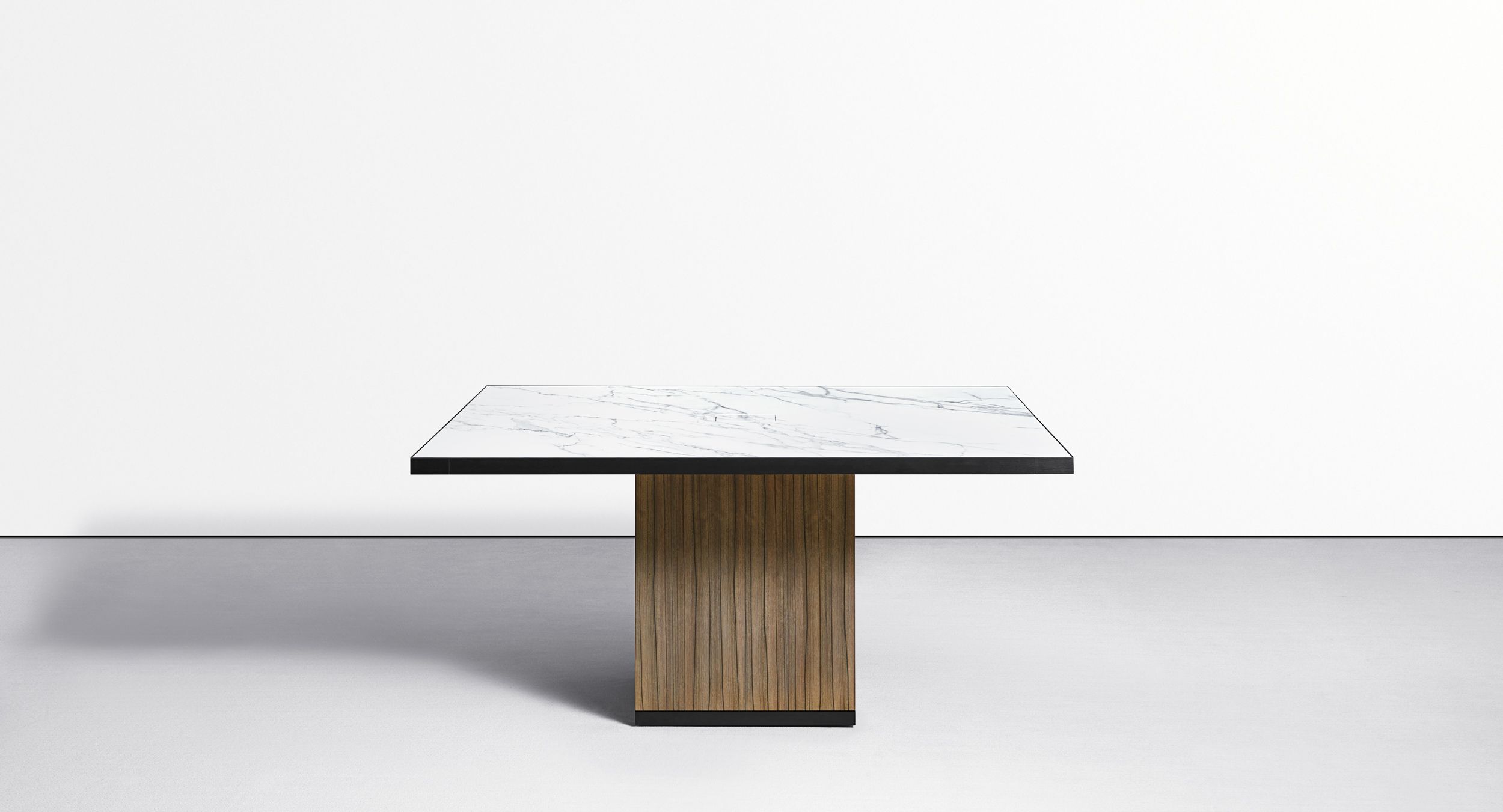 Motus² is the ultimate executive-level reconfigurable table.