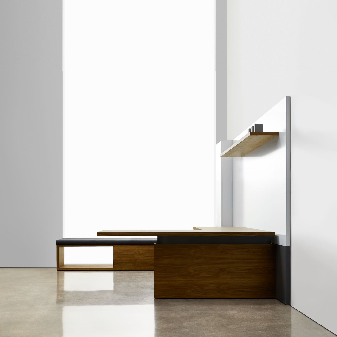 Minimalist lines expressed in a timeless design.