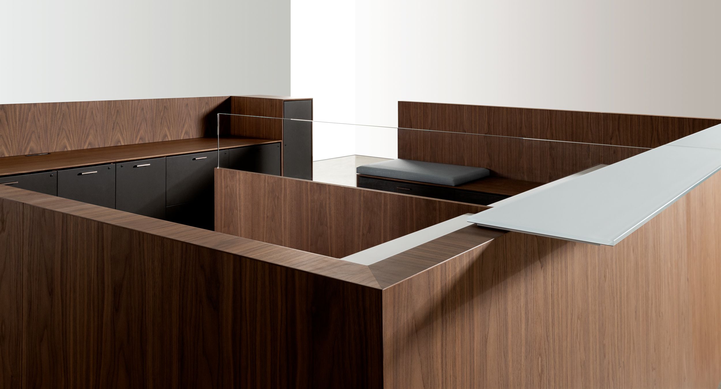 Perfect veneer sequencing is just one example of HALCON's  exceptional craftsmanship and attention to detail.