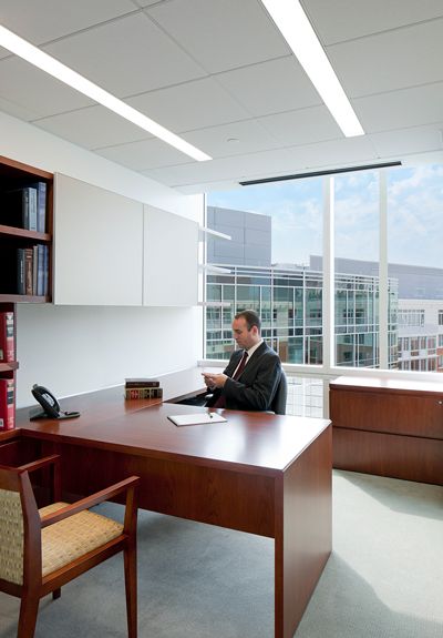 Private Office Hunton & Williams