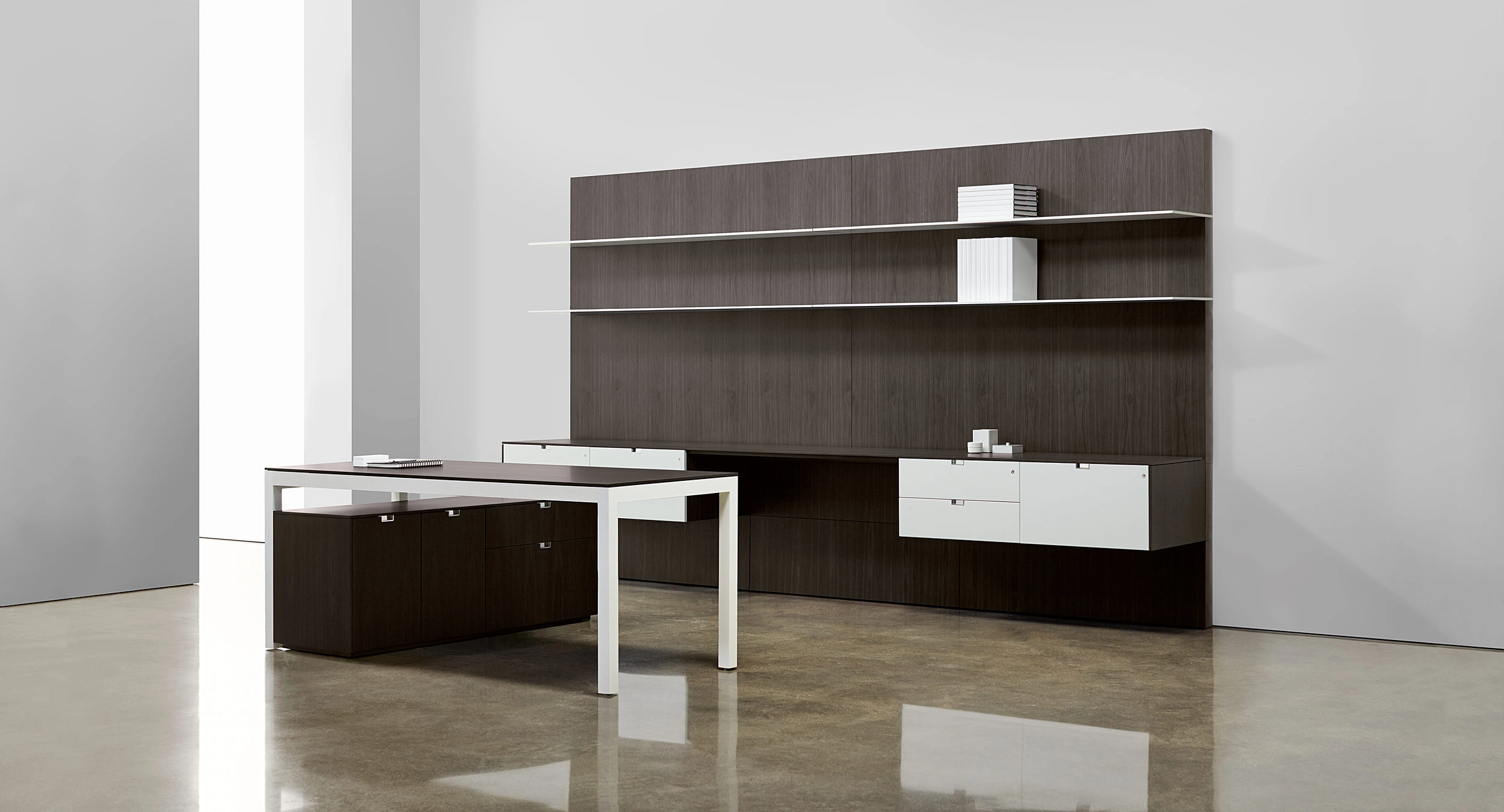 Lex provides heavy-load performance in an amazingly light scale. 