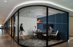 Custom SESSIONS huddle space with FENIX surface. thumbnail