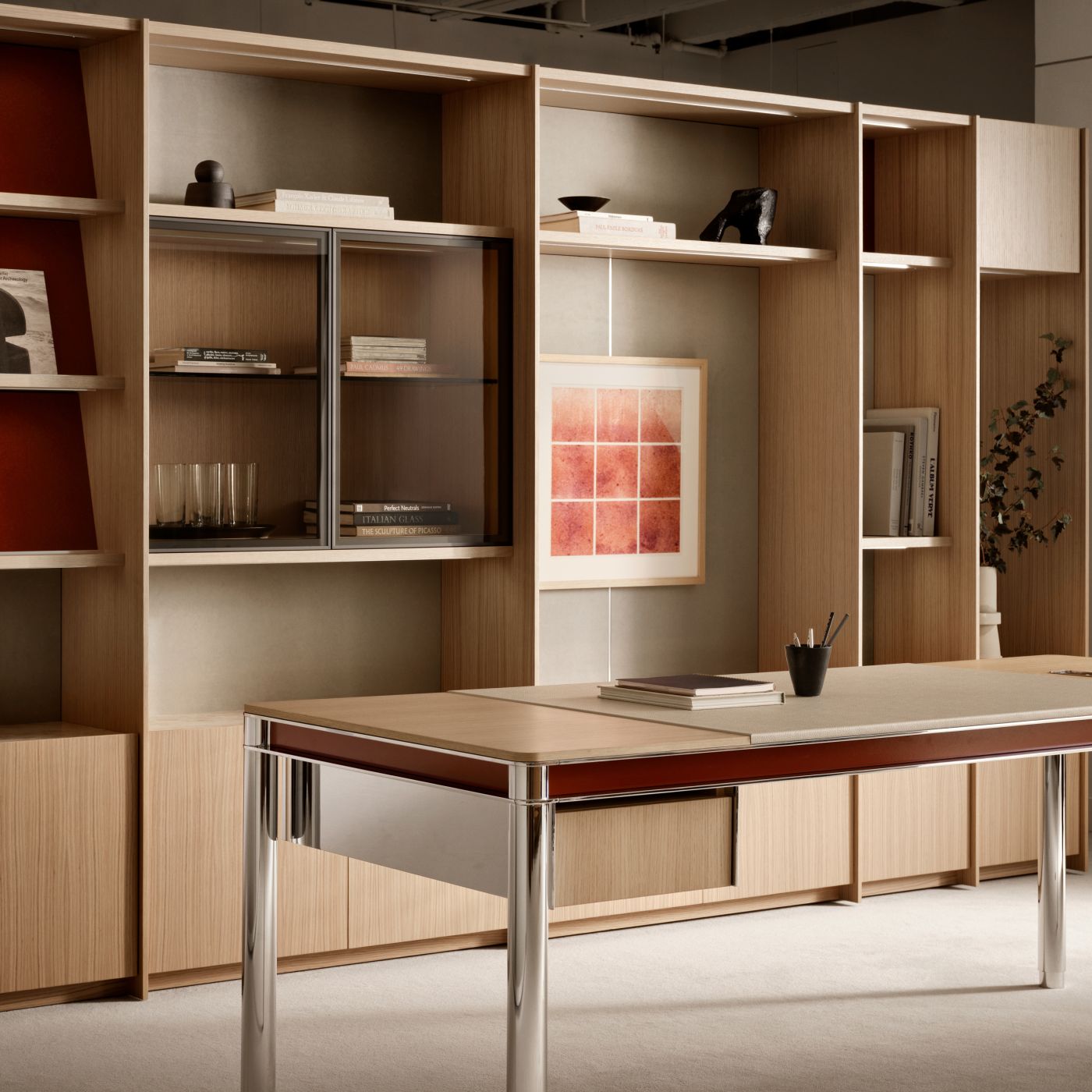 Vesper Partner Suite with adjustable-height desk.