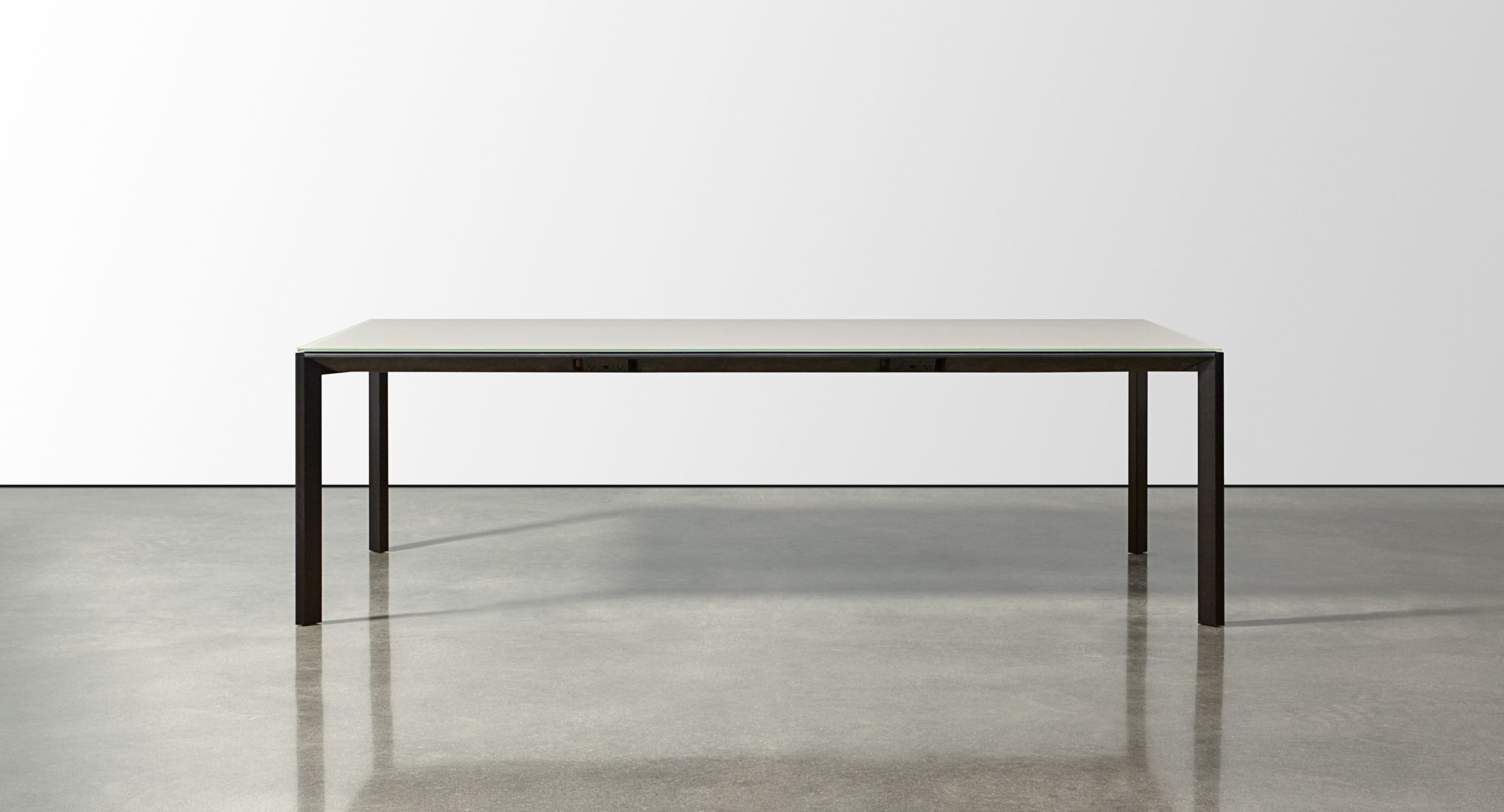 Halo tables are available in a full range of materials, sizes, and shapes to suit any project need.