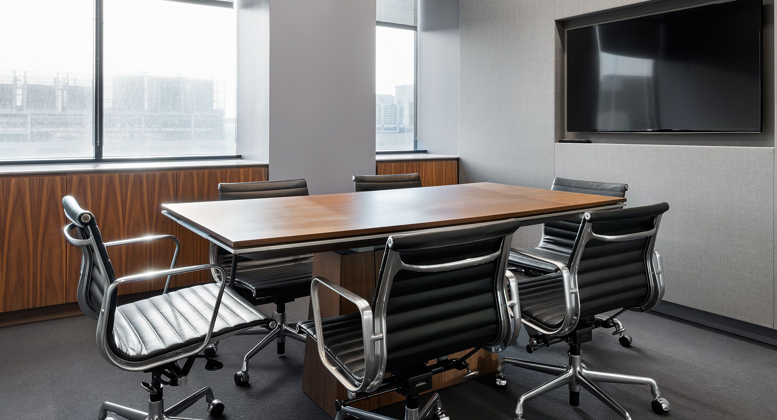 MESA tables were provided in sizes to fit a range of meeting spaces.